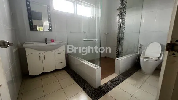 image RUMAH  CANTIK LOKASI CIAMIK (7)