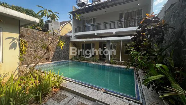 image RUMAH  CANTIK LOKASI CIAMIK (1)