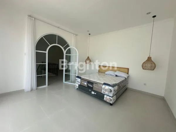 image FOR RENT – STYLISH 3 BEDROOMS HOUSE IN PRIME CANGGU AREA (3)