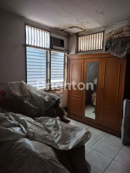 image RUMAH SANGAT STRATEGIS DI JAKARTA PUSAT (2)