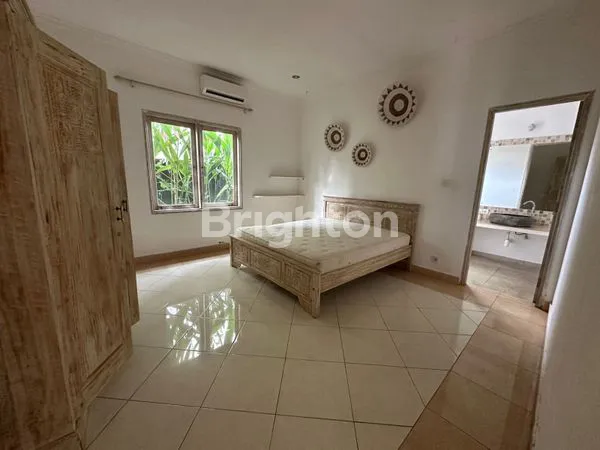image EXCLUSIVE 4 BEDROOMS HOUSE FOR RENT IN UMALAS (2)