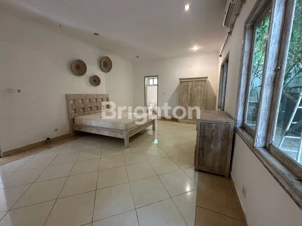 image EXCLUSIVE 4 BEDROOMS HOUSE FOR RENT IN UMALAS (4)