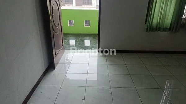 image RAFLESIA CIBUBUR - DIJUAL RUMAH 2 LANTAI LUAS & SIAP HUNI (2)