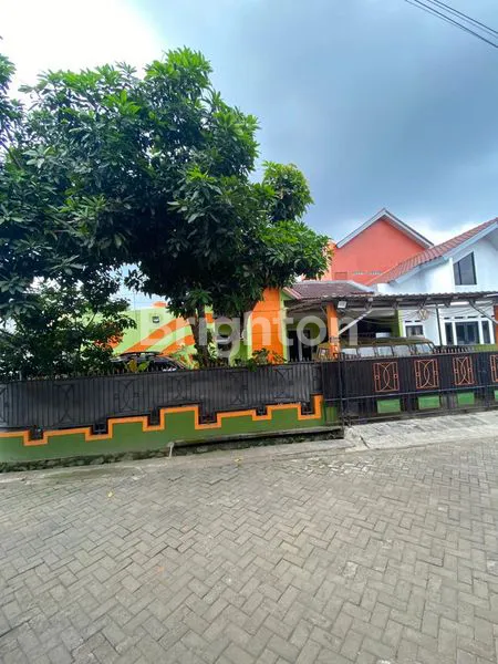 image HUNIAN STRATEGIS 3KT & 3 KIOS DI PAGEDANGAN (1)