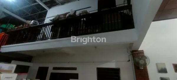 image RUMAH 2 LANTAI DENGAN 2 KIOS  DIDEPANNYA, STRATEGIS, SLIPI, JAKARTA BARAT. (3)