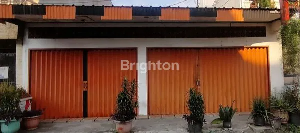 image RUMAH 2 LANTAI DENGAN 2 KIOS  DIDEPANNYA, STRATEGIS, SLIPI, JAKARTA BARAT. (1)