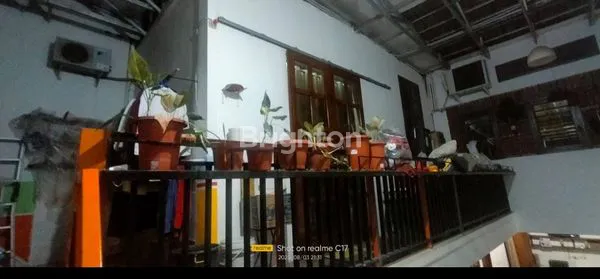 image RUMAH 2 LANTAI DENGAN 2 KIOS  DIDEPANNYA, STRATEGIS, SLIPI, JAKARTA BARAT. (2)