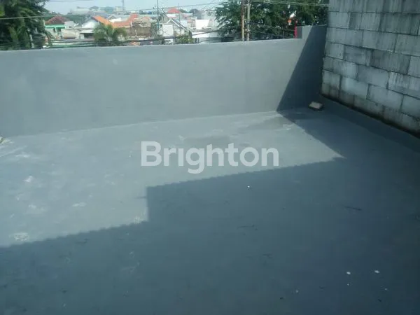 image RUKO STRATEGIS DI PUTRO AGUNG, LT 75M², 2½ LANTAI (3)