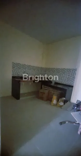 image RUMAH BARU 3,5 LANTAI DI KAPUK, SHM, SIAP HUNI (3)