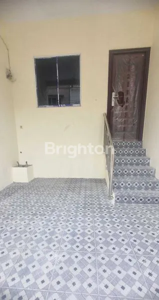 image RUMAH BARU 3,5 LANTAI DI KAPUK, SHM, SIAP HUNI (2)