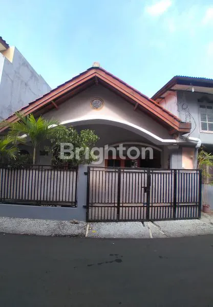 image RUMAH LUAS SHM, 7 KAMAR DI TAMAN MUSTIKA (1)