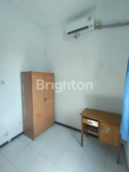 image RUMAH KOS AKTIF 3 LANTAI DI PANJANG JIWO PERMAI SURABAYA (2)