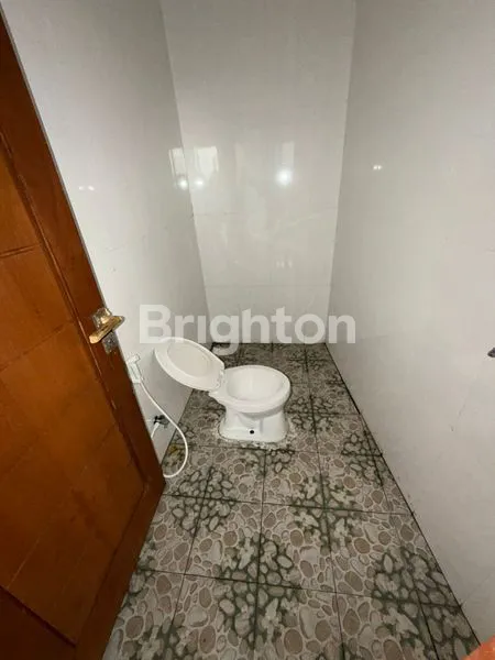 image DI SEWAKAN RUKO 2 LANTAI SIAP HUNI DENPASAR BARAT (6)