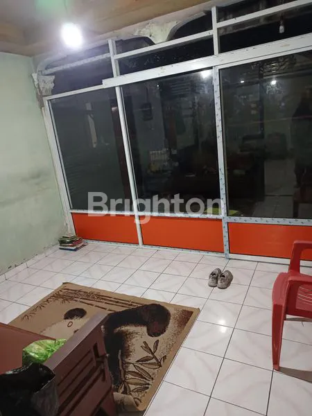 image DIJUAL RUMAH LAMA HITUNG TANAH LOKASI STRATEGIS BELAKANG PASAR BANDARJO UNGARAN (4)