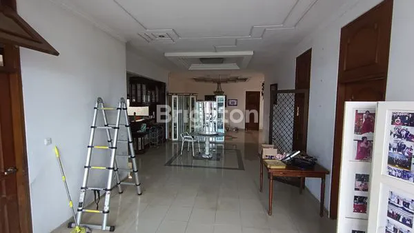 image HUNIAN STRATEGIS PURI KEMBANGAN, 2 LANTAI & SERTIFIKAT SHM (5)