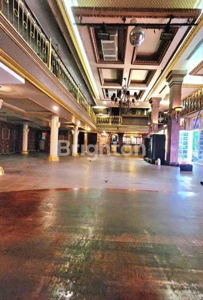 image GEDUNG WANNABE (1)