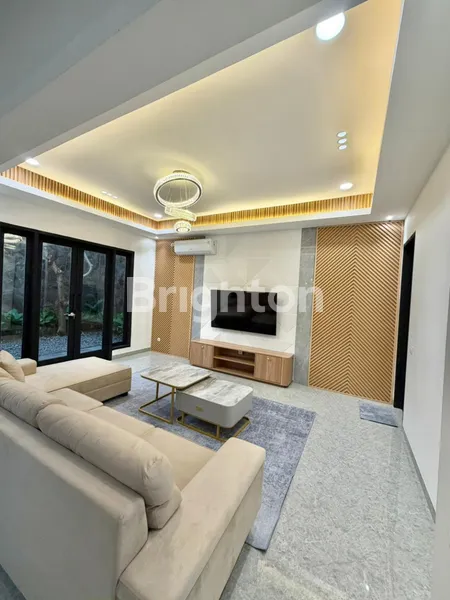 image RUMAH SECONDARY BARU RENOV SIAP HUNI MEWAH DI KAWASAN PREMIUM BSD LAMA PUSPITA LOKA (3)