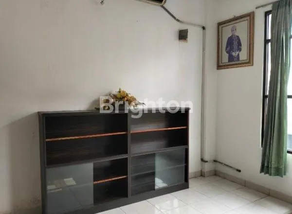 image RUKO 3 LANTAI KAWASAN JL SUDIRMAN PEKANBARU  (6)