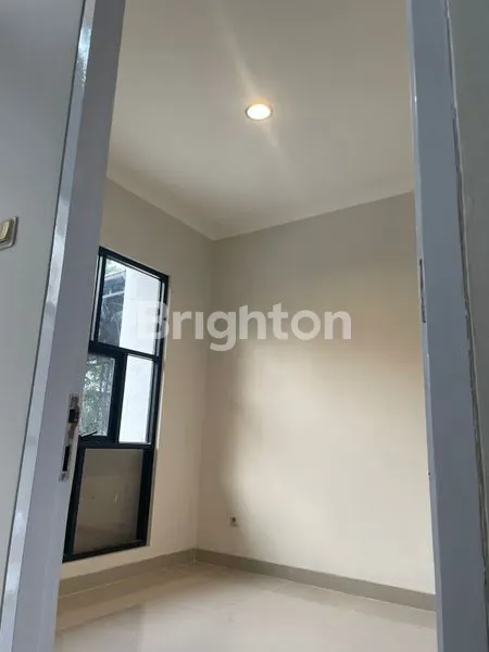 image RUMAH SIAP HUNI LT 90 DI MONTREAL KOTA WISATA (4)