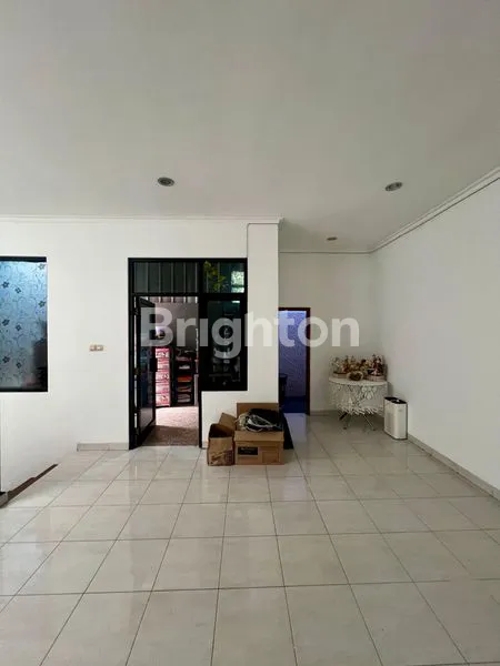 image RUMAH CANTIK MEWAH 2 LANTAI DI KOMPLEK PAKUAN 2 TAJUR BOGOR (8)
