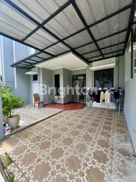 image RUMAH CANTIK MEWAH 2 LANTAI DI KOMPLEK PAKUAN 2 TAJUR BOGOR (2)