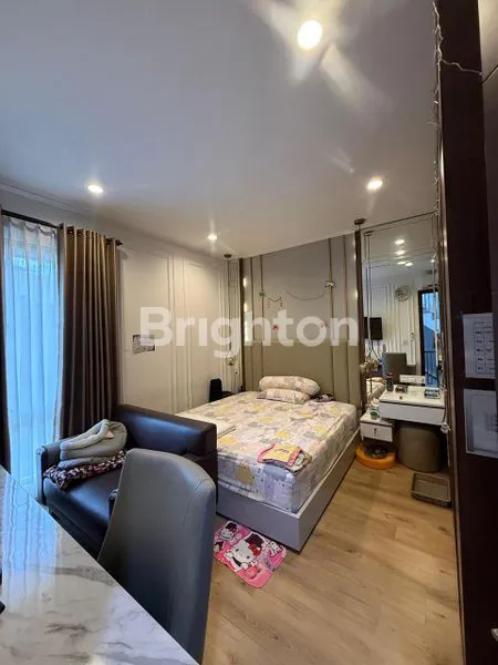 image RUMAH EKSKLUSIF 3 LANTAI DI GOLF ISLAND PIK (3)