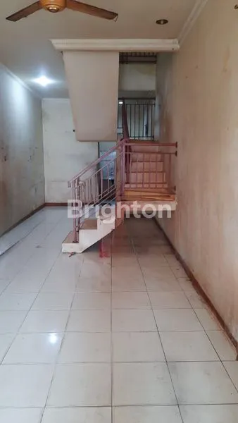 image RUMAH  2 LANTAI SHM DI BUDI MULIA PADEMBANGAN (3)