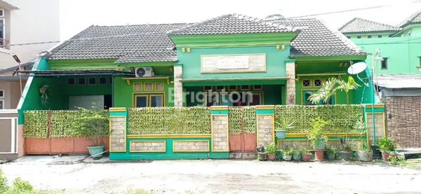 image RUMAH NYAMAN DI LOKASI STRATEGIS (1)