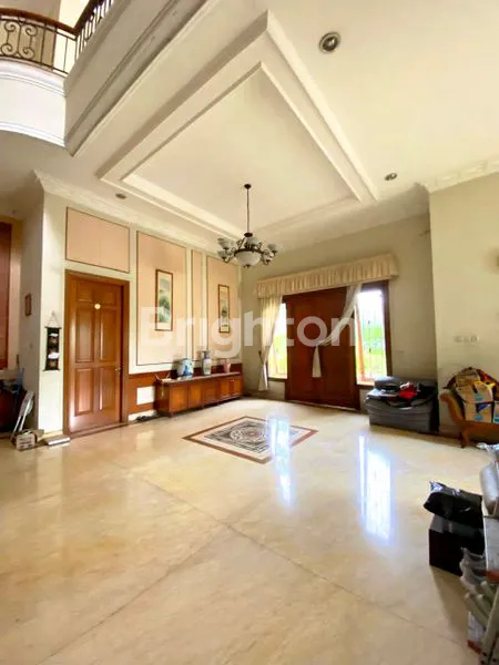 image RUMAH HOOK LUAS 419M² JUAL DI BAWAH NJOP DI SUNTER AGUNG JAKARTA UTARA (5)
