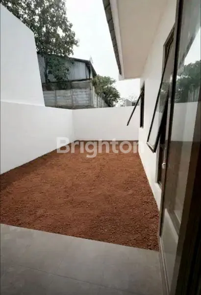 image HUNIAN STRATEGIS DI LAUSANNE PARK, DEKAT CIPUTRA MALL (5)