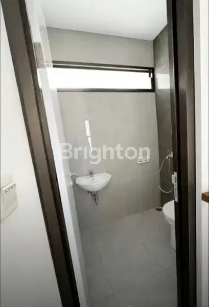 image HUNIAN STRATEGIS DI LAUSANNE PARK, DEKAT CIPUTRA MALL (4)