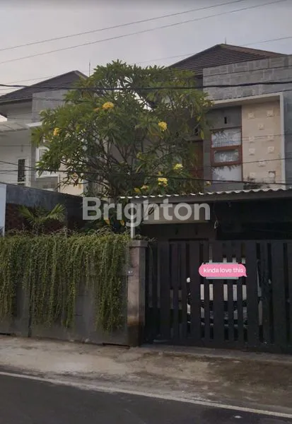 image RUMAH SEMI FURNISH 2 LANTAI 3 BR LOKASI STRATEGIS DI DENPASAR UTARA (1)