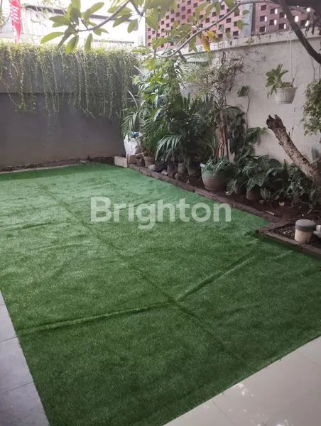 image RUMAH SEMI FURNISH 2 LANTAI 3 BR LOKASI STRATEGIS DI DENPASAR UTARA (8)