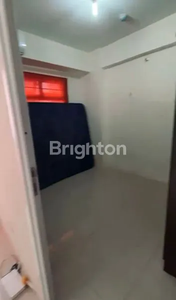 image UNIT HOOK 2 BR, VIEW KOLAM & DEKAT LIFT DI GREEN PRAMUKA CITY (2)