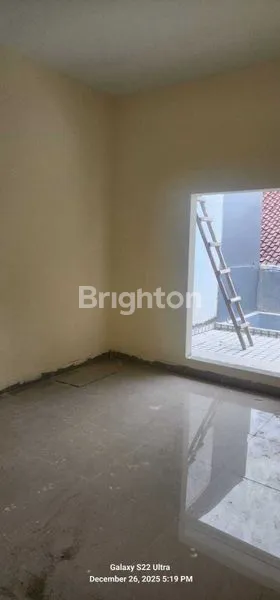 image RUMAH HOEK BARU RENOVASI DI REGENSI MELATI MAS (8)