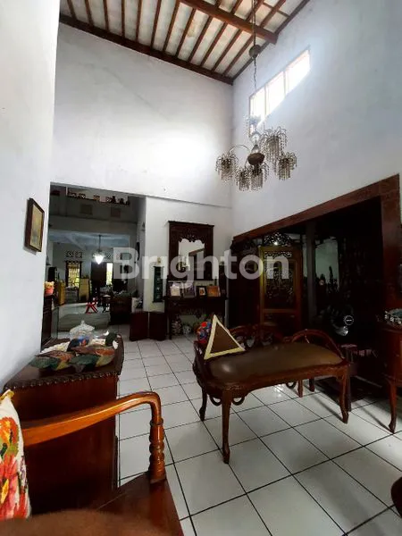 image RUMAH LUAS 439M² DI TANGERANG, DEKAT MALL & TOL (2)