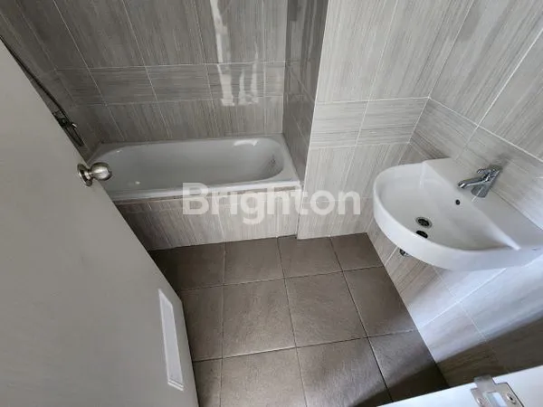 image ​\\\"LIVING ABOVE THE REST: 1BR VASANTA INNOPARK HIGH ZONE LEVEL 37 DI CIBITUNG - BEKASI\\\" (4)