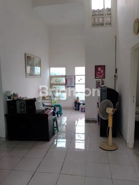 image RUMAH TERAWAT PURI SAFIRA MENGANTI  (7)