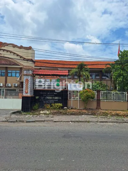 image RUKO 2 LANTAI  RAYA TENARU GRESIK LOKASI STRATEGIS DEPAN KANTOR KECAMATAN DAN ARAH PINTU TOL DRIYOREJO  (6)