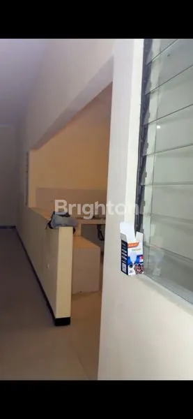 image RUKO 2 LANTAI  RAYA TENARU GRESIK LOKASI STRATEGIS DEPAN KANTOR KECAMATAN DAN ARAH PINTU TOL DRIYOREJO  (3)