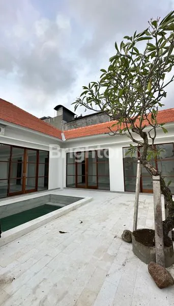 image VILLA BRAND NEW DISEWAKAN DI KEROBOKAN BALI (2)