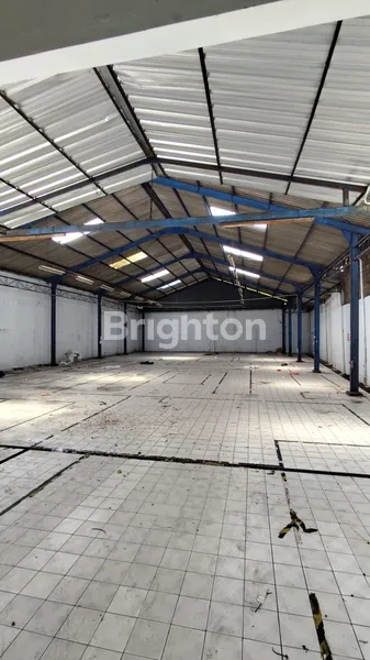 image TOKO / GUDANG DI DAERAH RAMAI GADING/DANUKUSUMAN SOLO (6)