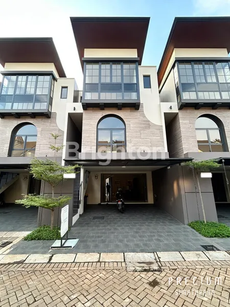 image PRECIUM SIMATUPANG (1)