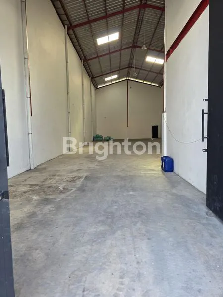 image GUDANG BARU DAN KANTOR DI KAMAL JAKARTA BARAT , BEBAS BANJIR, AKSES KONTAINER 40 FEET (2)