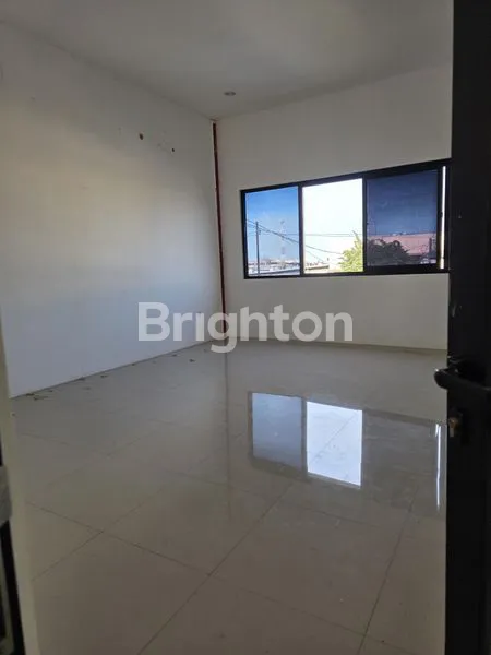 image GUDANG BARU DAN KANTOR DI KAMAL JAKARTA BARAT , BEBAS BANJIR, AKSES KONTAINER 40 FEET (8)