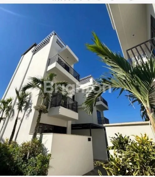TOWN HOUSE 4 BEDROOM IN CANGGU
