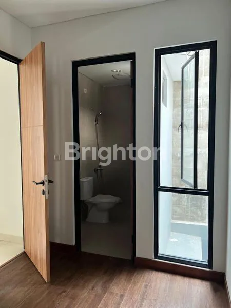 image RUMAH BARU BALI RESORT TANGERANG  DEKAT BANDARA SOEKARNO HATTA (4)
