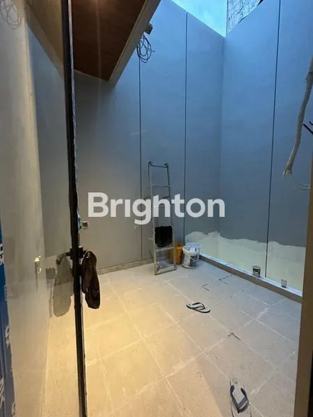 image 2.5 LT LEBAR 8 MEWAH. MANYAR KERTOARJO,MANYAR KERTOADI,WISMA PERMAI BARAT,SUTOREJO PRIMA SELATAN,DHARMAHUSADA INDAH,GRAND KENJERAN,BABATAN PANTAI UTARA,MULYOSARI,PAKUWON CITY SAN DIEGO,SAN ANTONIO,UNAIR,ITS,MUHAMMADIYAH,AL AZHAR,PANTAI MENTARI,LONG BEACH (2)