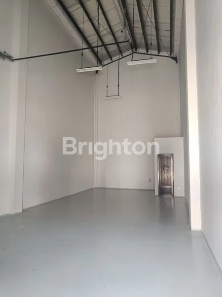 image GUDANG STRATEGIS DI BIZPARK PIK2, 120M² (6)