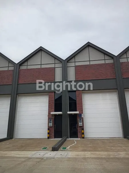 image GUDANG STRATEGIS DI BIZPARK PIK2, 120M² (1)